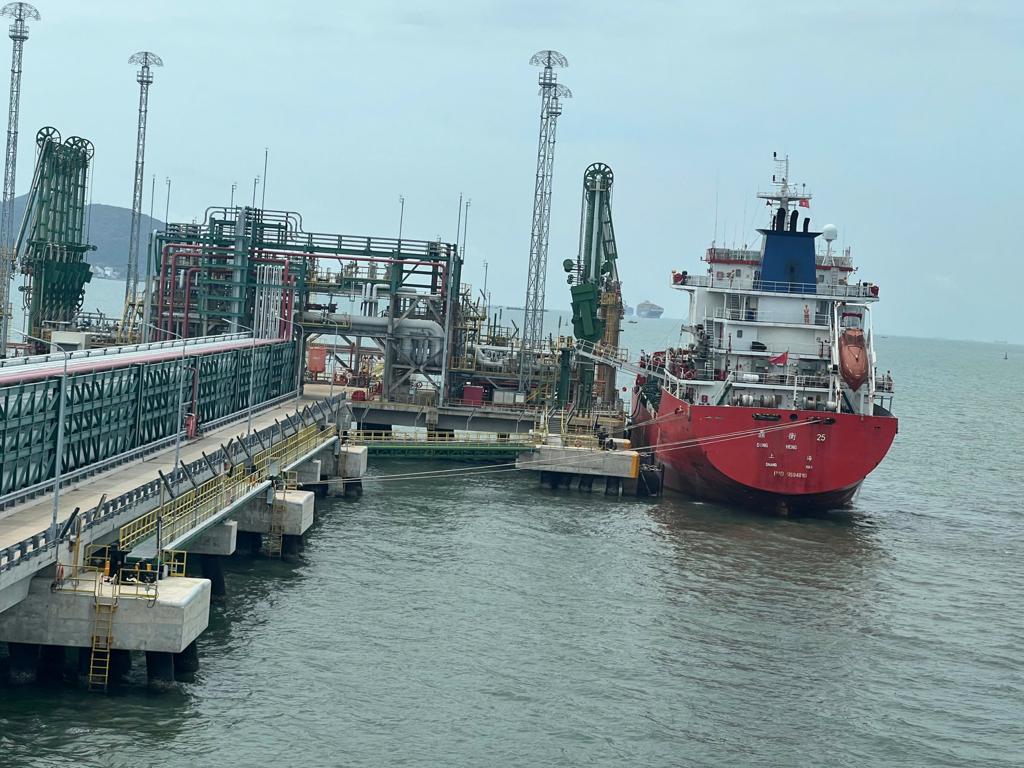 MT. DING HENG 25 - LOADING PYGAS FROM LONG SON PORT VUNG TAU