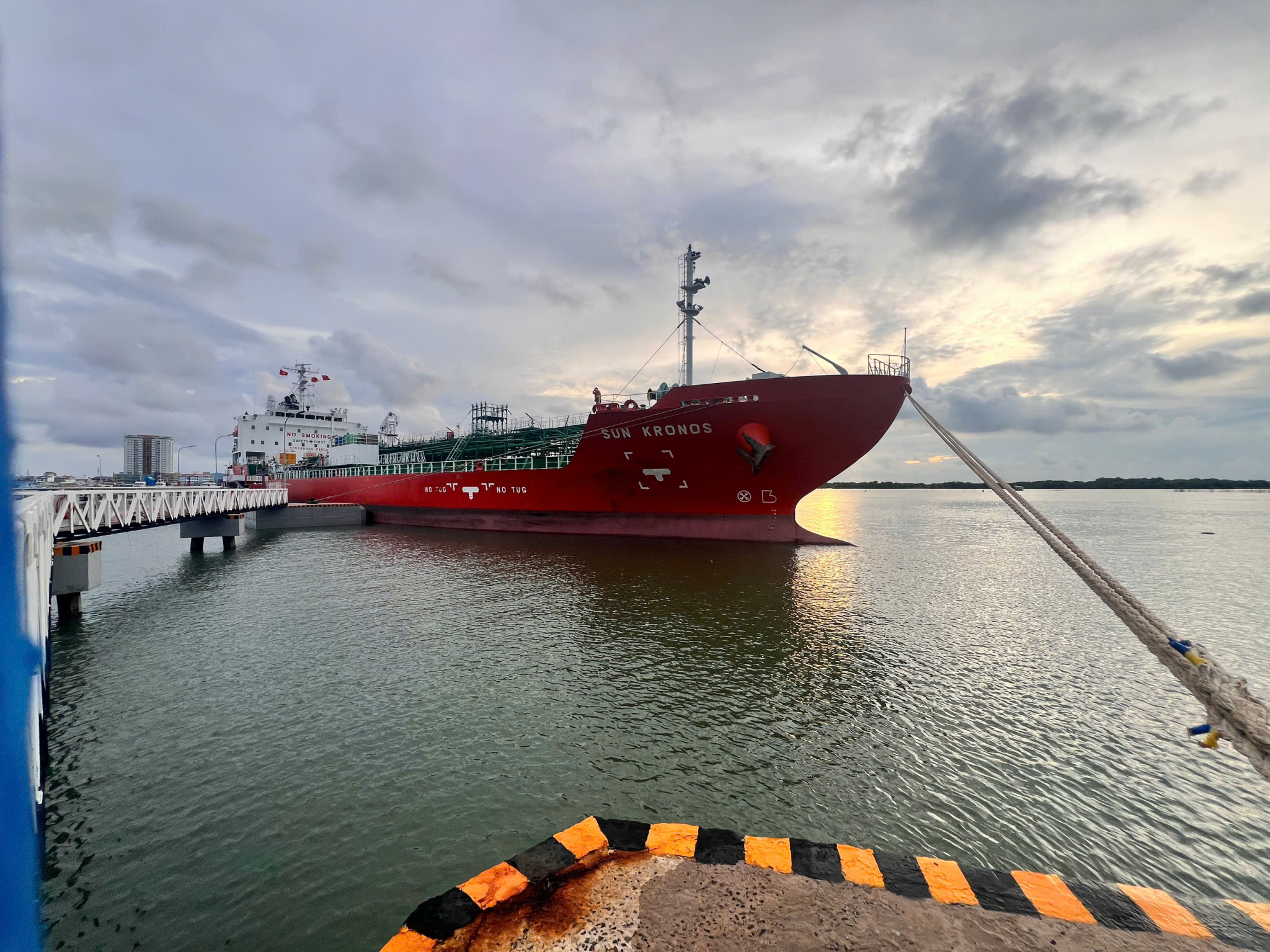 MT. SUN KRONOS – Another Milestone Achievement by GOLDEN SEA SHIPPING CO., LTD at VAN AN TERMINAL, VUNG TAU